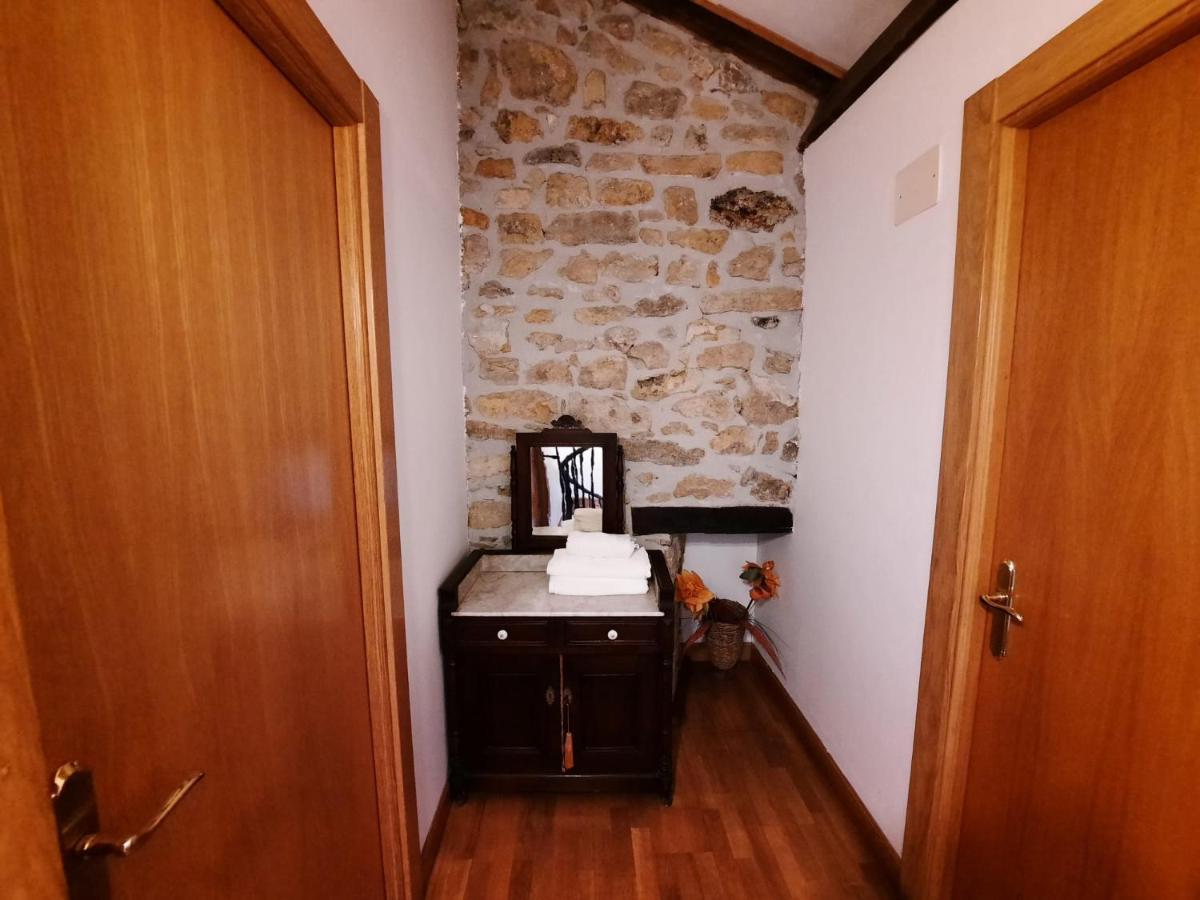 Errotazar Apartamento M Konuk evi Alsasua Dış mekan fotoğraf